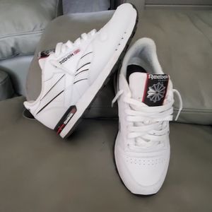 Classic Reebok mens 7.5